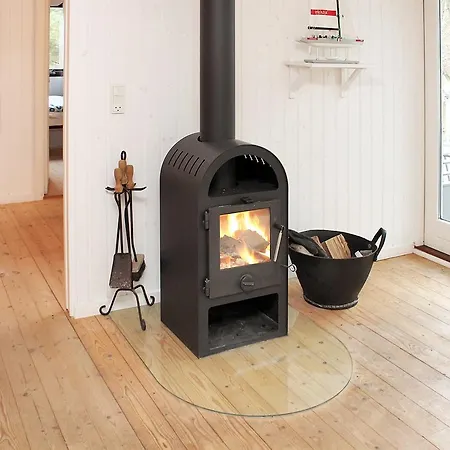 Three-bedroom Holiday In *
