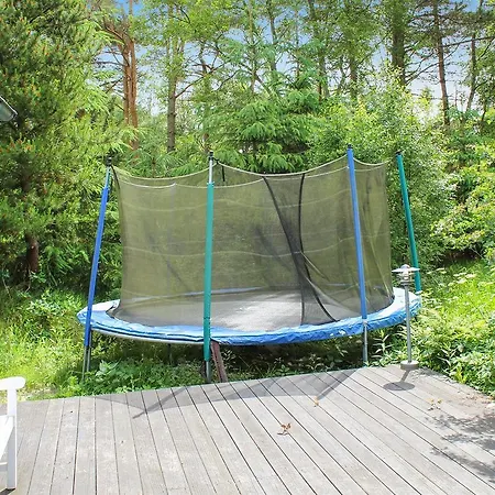 Three-bedroom Holiday In Халс