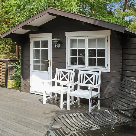 Дом отдыха Three-bedroom Holiday In *